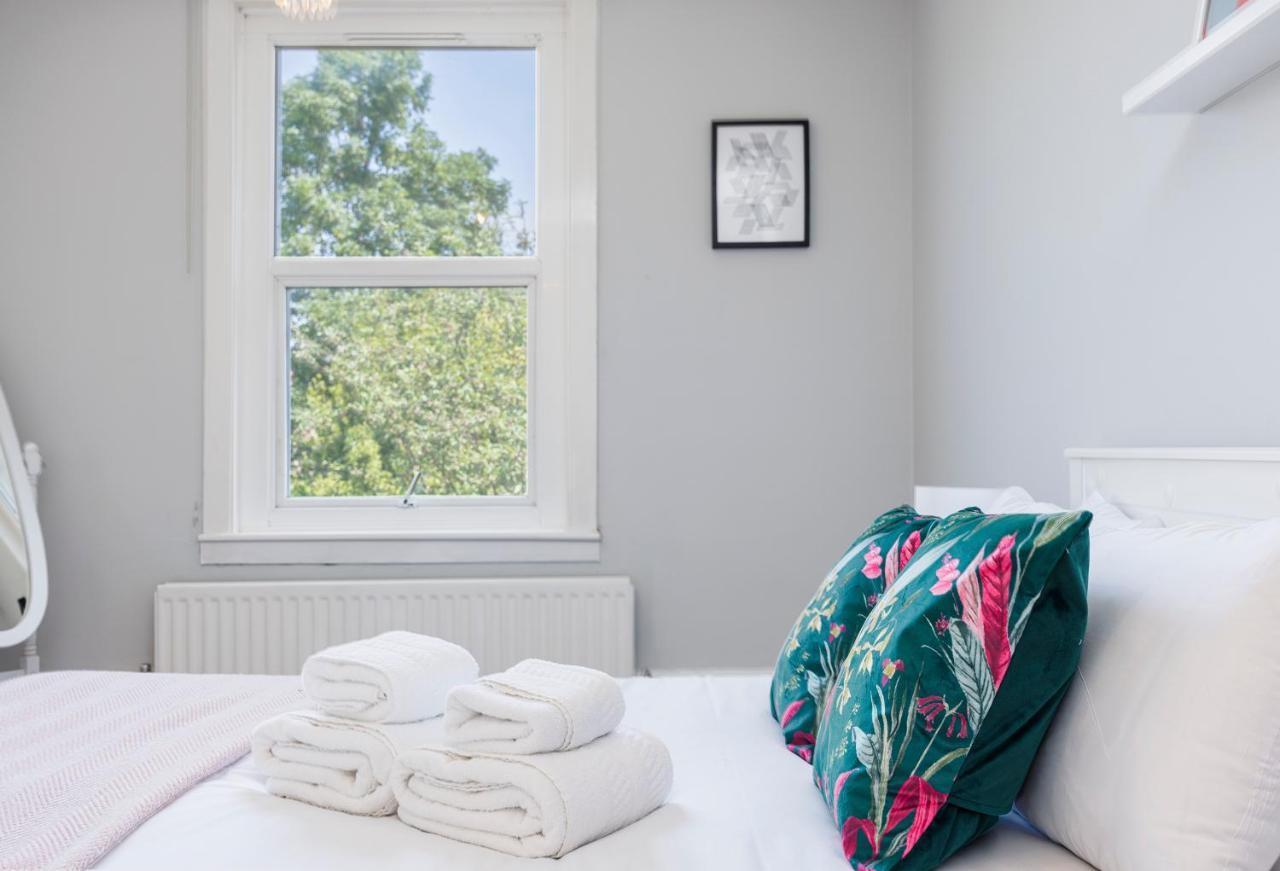 Welcomestay Colliers Wood Two Bed Apartment - Home Away From Home London Exterior photo